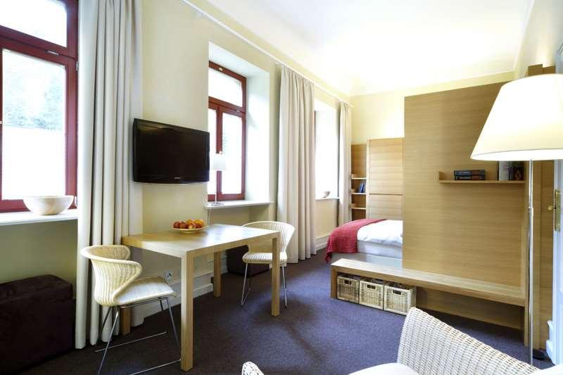 Parkhotel Pforzheim Rom bilde